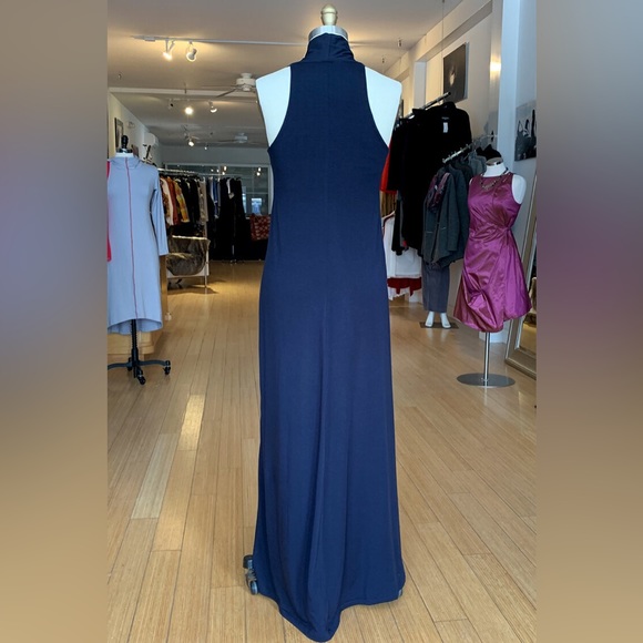 Stina Sayre - LONG SLEEVELESS EVENTIDE DRESS (in black) - Picture 5 of 5